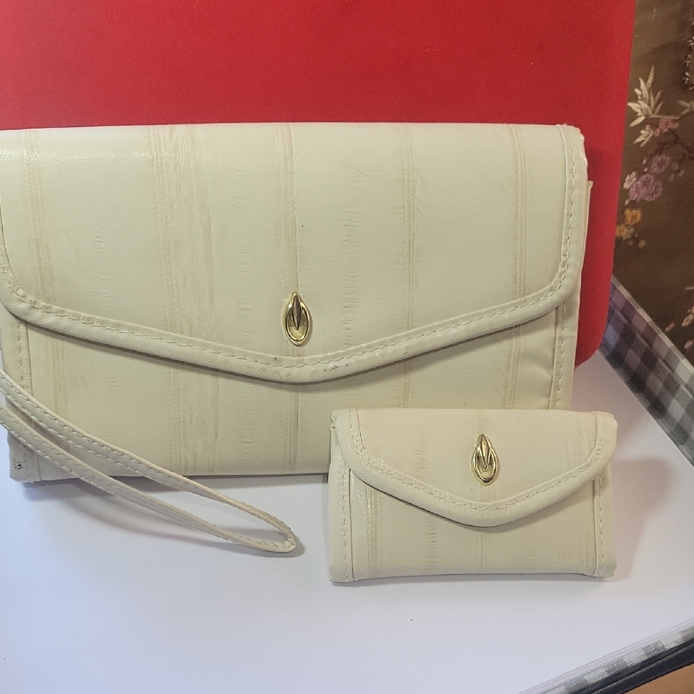 Elegant Cream Women's Clutch and Wallet Set new old stock